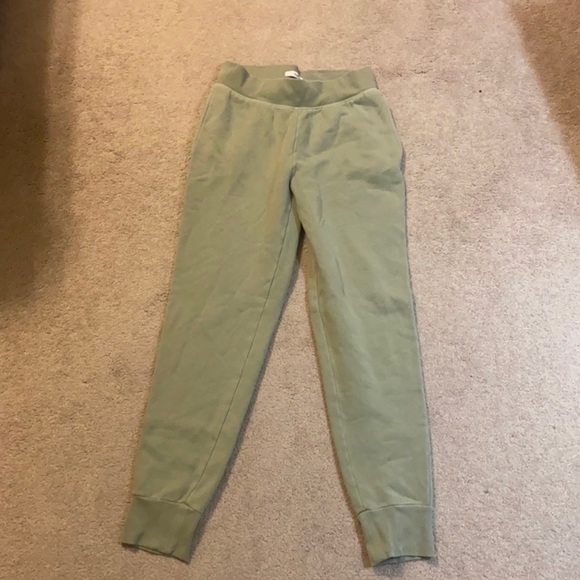Aritzia Cozy Fleece Perfect Sweatpants - Picture 2 of 4